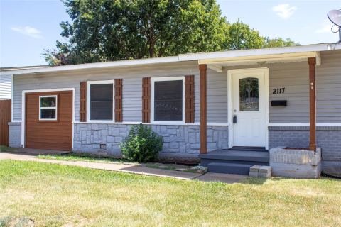 2117 N Hickory Street, Sherman, TX 75092 — photo 3