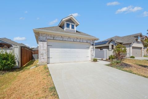 920 Cricket Street, Aubrey, TX 76227 — photo 2