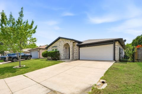 7921 Gardengate Lane, Fort Worth, TX 76137 — photo 3