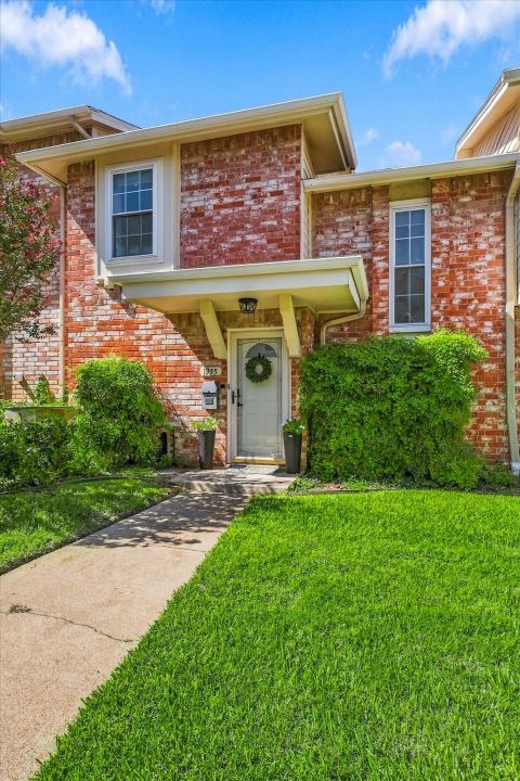 1955 Shorewood Drive, Grapevine, TX 76051 — photo 3