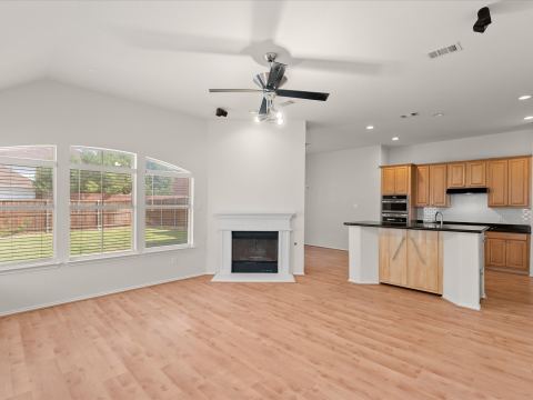 1420 Hudspeth Drive, Carrollton, TX 75010 — photo 2