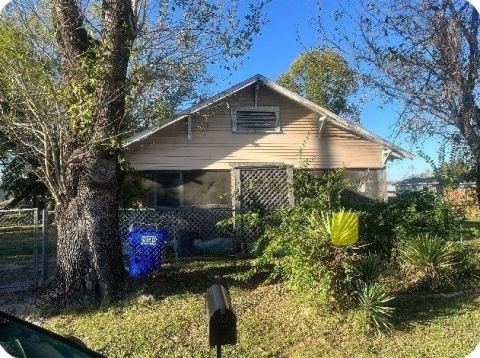 403 E Broad Street, Forney