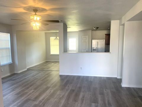 2011 Limestone Drive, Grand Prairie, TX 75052 — photo 3
