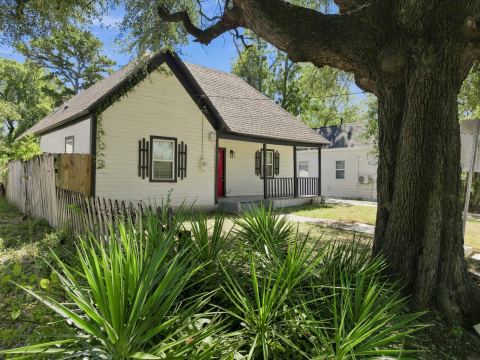 1207 Paul Quinn Street, Waco, TX 76704 — photo 3