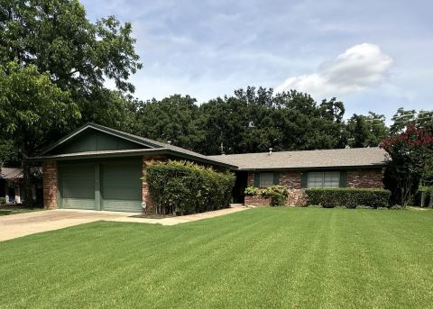 3014 Friendswood Drive, Arlington