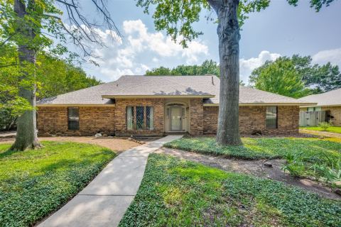 2144 Savannah Trail, Denton