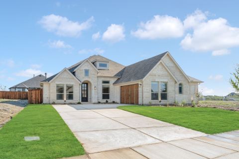2411 Drummond Street, Forney