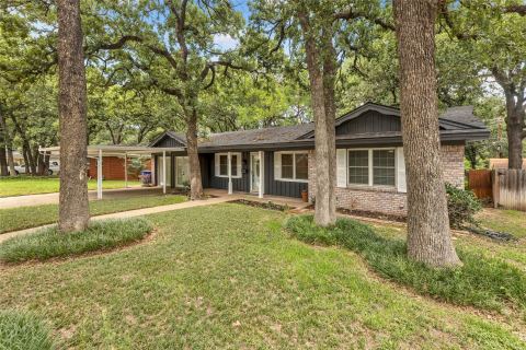 204 Juniper Street, Mansfield, TX 76063 — photo 2