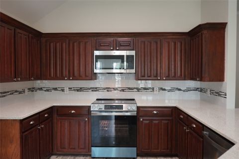 6729 Lucas Lane, North Richland Hills, TX 76182 — photo 2
