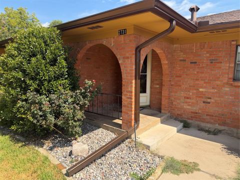 2731 Rivercrest Drive, Sherman, TX 75092 — photo 2