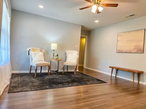801 N Douglas Avenue, Cleburne, TX 76033 — photo 3