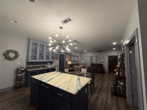 1338 S Pine Street, Grapevine, TX 76051 — photo 3