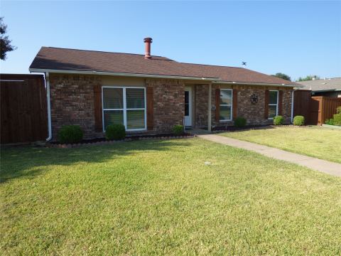 5016 Roberts Drive, The Colony, TX 75056 — photo 2
