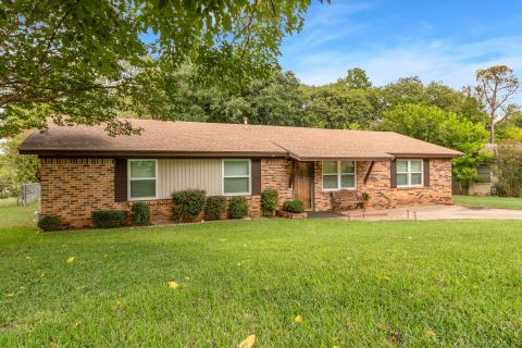 125 Glenhaven Drive, Azle, TX 76020 — photo 3