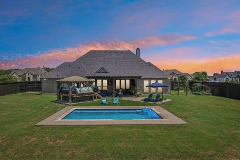 1210 Bosque Lane, Midlothian