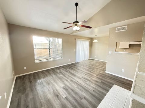 1122 Millview Drive 2702, Arlington, TX 76012 — photo 2
