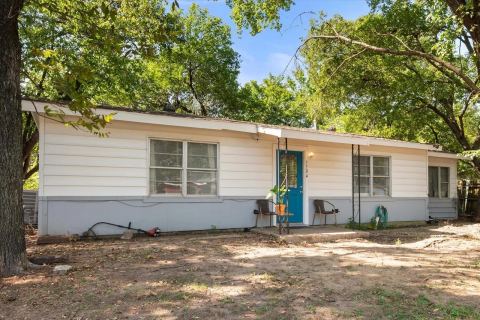 1704 Joyce Street, Arlington, TX 76010 — photo 2