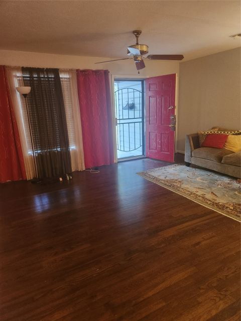 822 Woodrow Street, Arlington, TX 76012 — photo 2