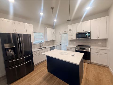 309 W Cedar Street, Gunter, TX 75058 — photo 2