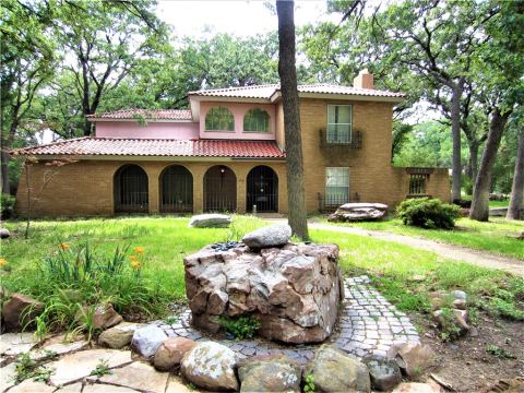 1815 Greenwood Drive, Denton, TX 76209 — photo 2