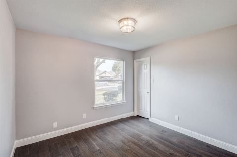 1105 Hillwood Drive, Saginaw, TX 76179 — photo 3