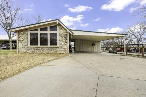 505 Alexander Road, Stephenville