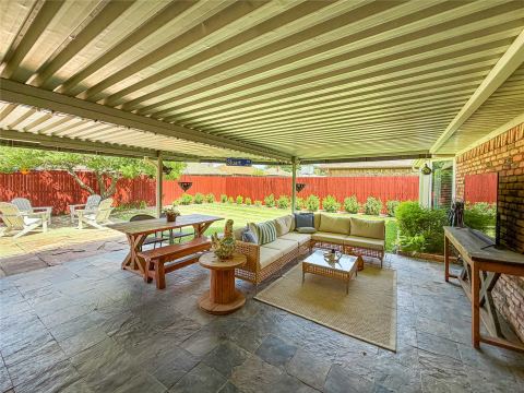 703 Willow Brook Drive, Allen, TX 75002 — photo 2