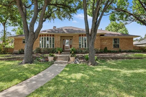 1905 Toler Trail, Garland