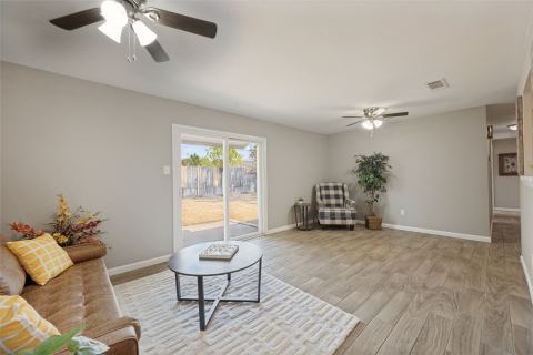 5909 Kary Lynn Drive S, Watauga, TX 76148 — photo 3