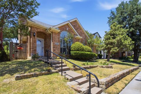923 Newport Drive, Mesquite, TX 75149 — photo 2