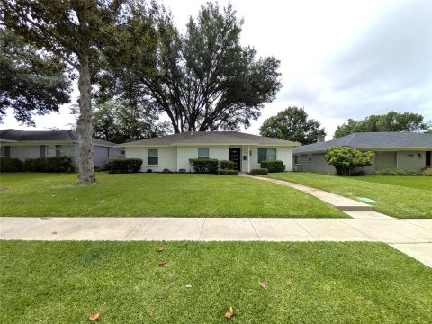 1400 Oakhill Drive, Plano, TX 75075 — photo 2