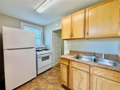 1004 Gregg Street, Denton, TX 76201 — photo 3