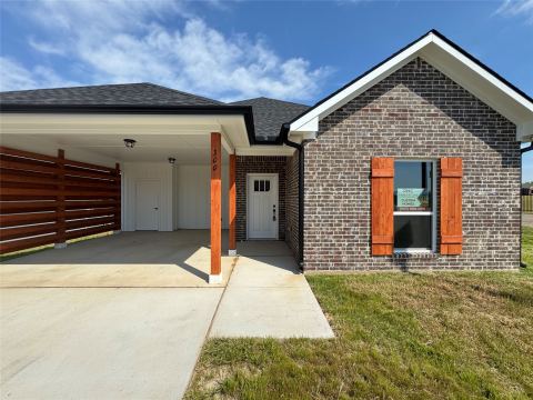 300 Rike Road, Mabank