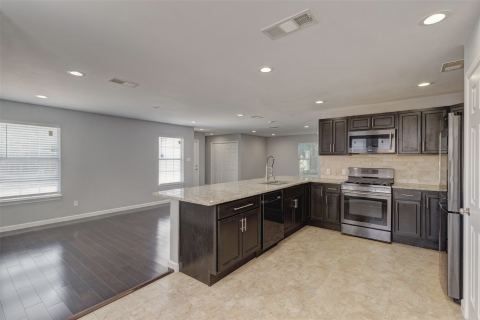 2327 Arroyo Avenue, Dallas, TX 75219 — photo 3