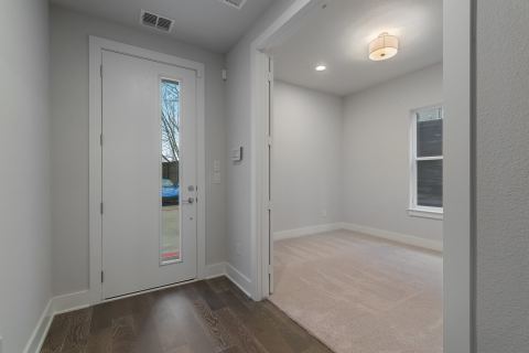 381 E Greenbriar Lane 1005, Dallas, TX 75203 — photo 3
