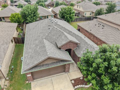 624 River Rock Drive, Azle, TX 76020 — photo 3