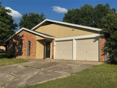 1029 Fox River Lane, Fort Worth, TX 76120 — photo 2