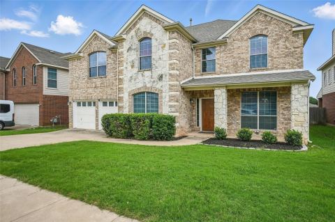 421 Roundrock Lane, Fort Worth, TX 76140 — photo 2