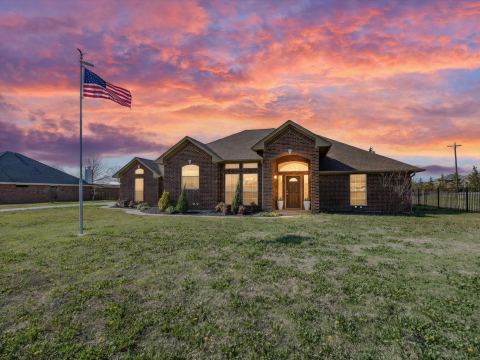 10000 Fireside Lane, Forney