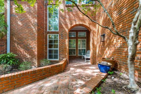 7 Queensview Court, Dallas, TX 75225 — photo 3