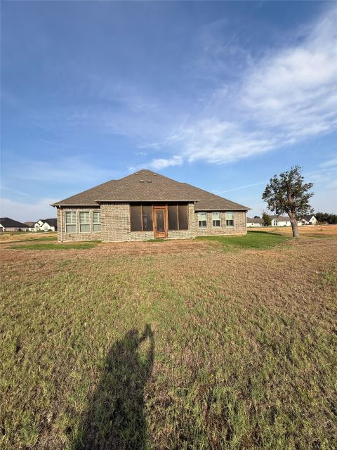 1136 Tremont Lane, Granbury, TX 76049 — photo 3