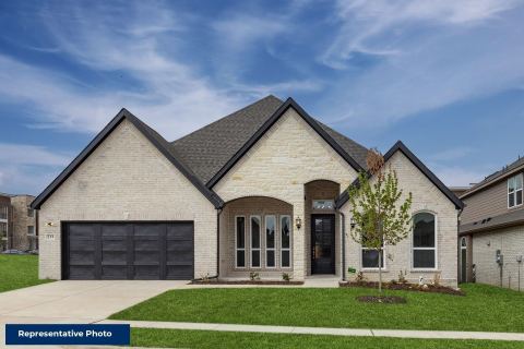 608 S Hidden Lakes Drive, DeSoto