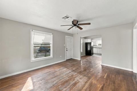 1001 Preston Street, Waco, TX 76704 — photo 2