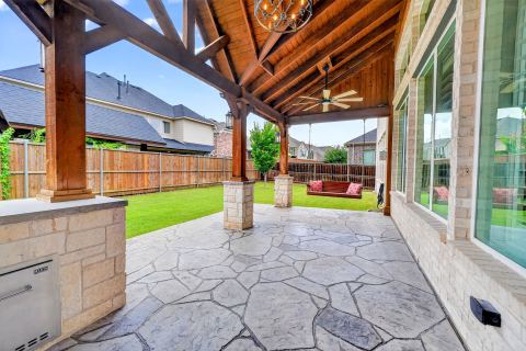 208 Lenten Rose Drive, Wylie