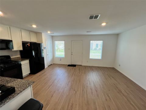 460 Whistlestop Way, Ferris, TX 75125 — photo 3