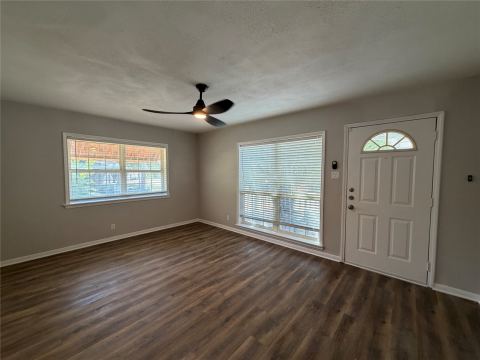 811 N Grant Drive, Sherman, TX 75092 — photo 2