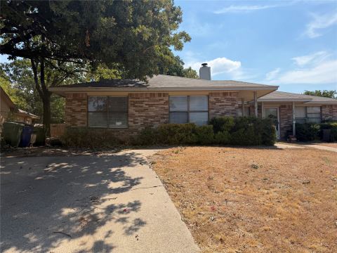210 Shady Valley Drive, Mansfield, TX 76063 — photo 2
