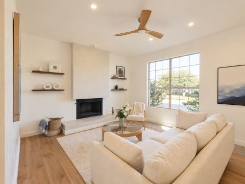 802 Azalia Drive, Lewisville