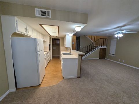 320 N Charles Street, Lewisville, TX 75057 — photo 3