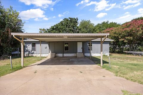 3702 Hartwood Drive, Granbury, TX 76049 — photo 3